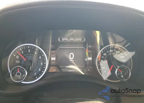 2019 Ram 1500 Laramie из США, поврежденный, VIN 1C6SRFJT5KN714309